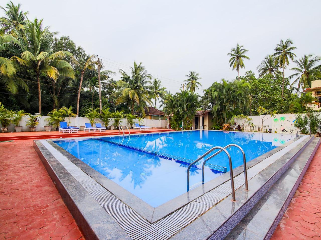 Oyo 22056 Arambol Plaza Beach Resort Eksteriør billede